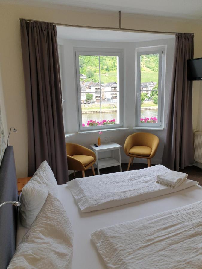 Haus Burgfrieden Cochem Hotel ภายนอก รูปภาพ