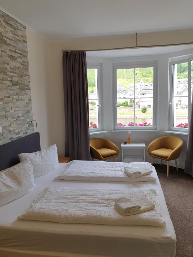 Haus Burgfrieden Cochem Hotel ภายนอก รูปภาพ